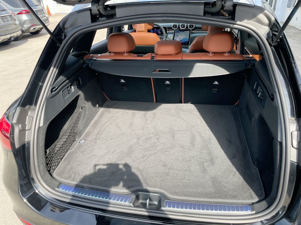 2025 Mercedes-Benz GLC300