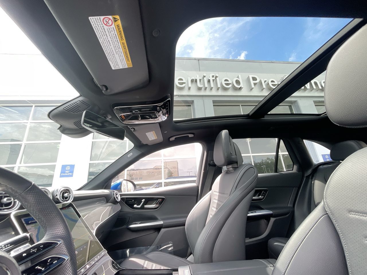 2025 Mercedes-Benz GLC300