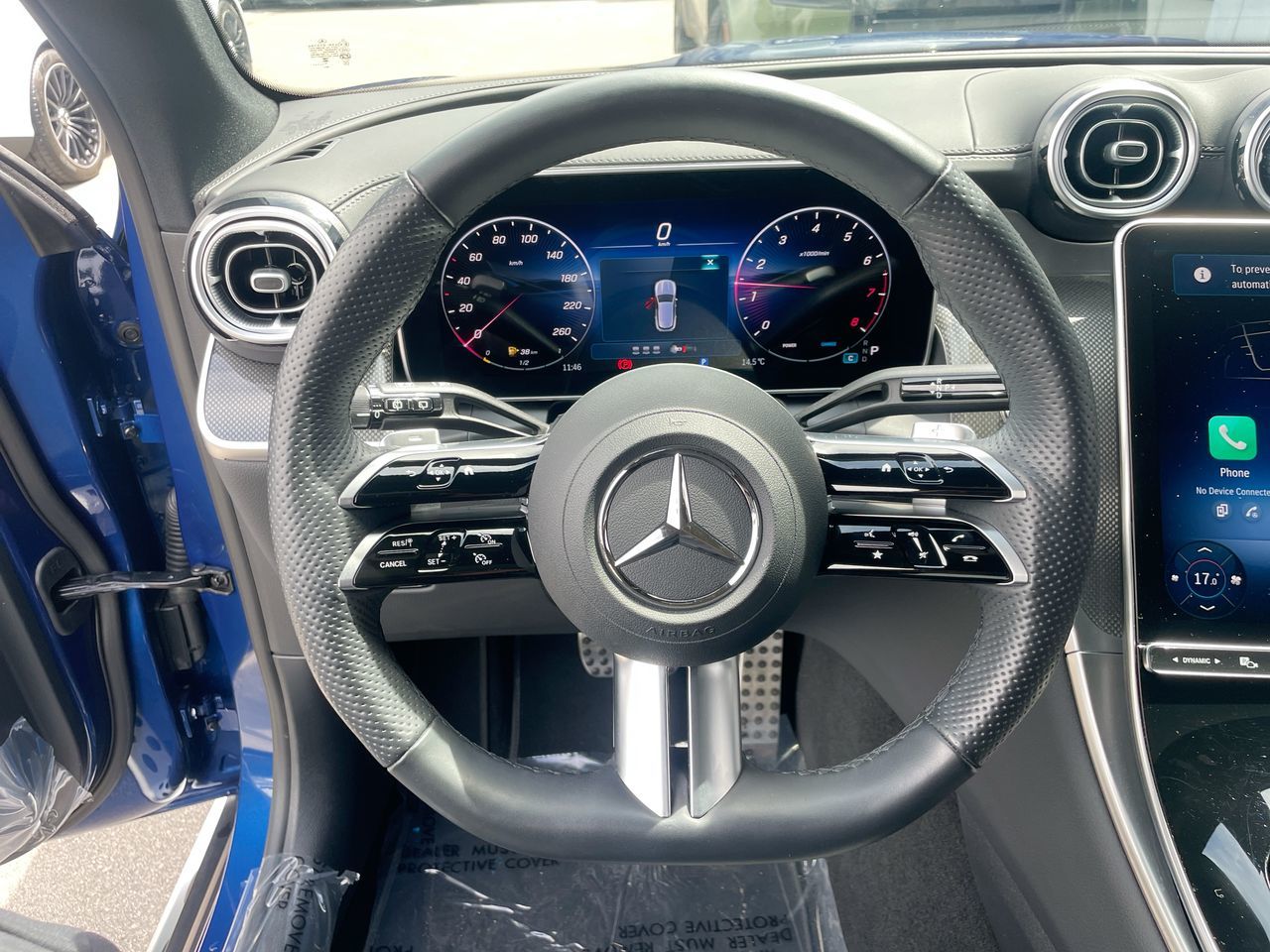 2025 Mercedes-Benz GLC300