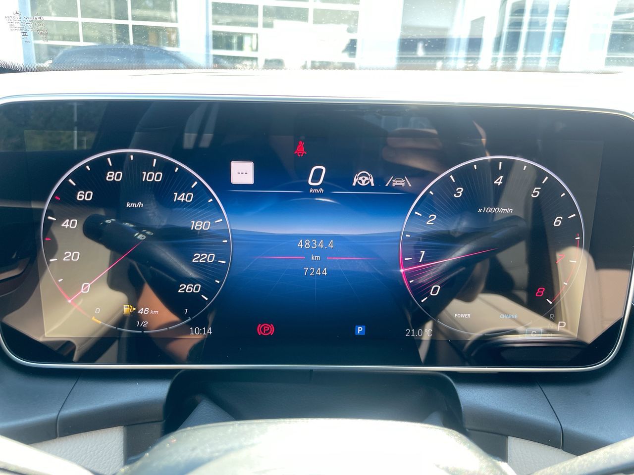 2025 Mercedes-Benz GLC300