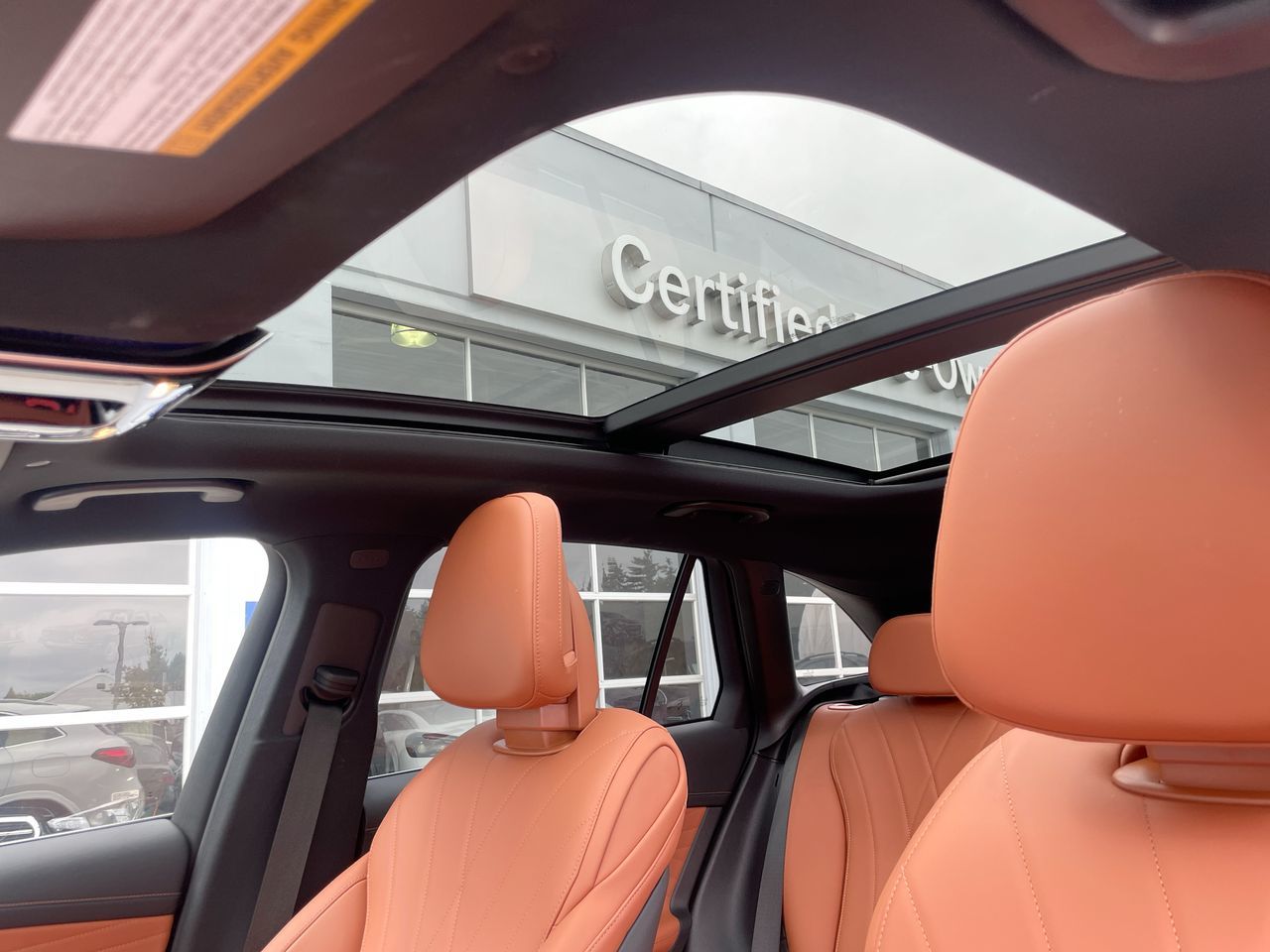 2026 Mercedes-Benz GLC300