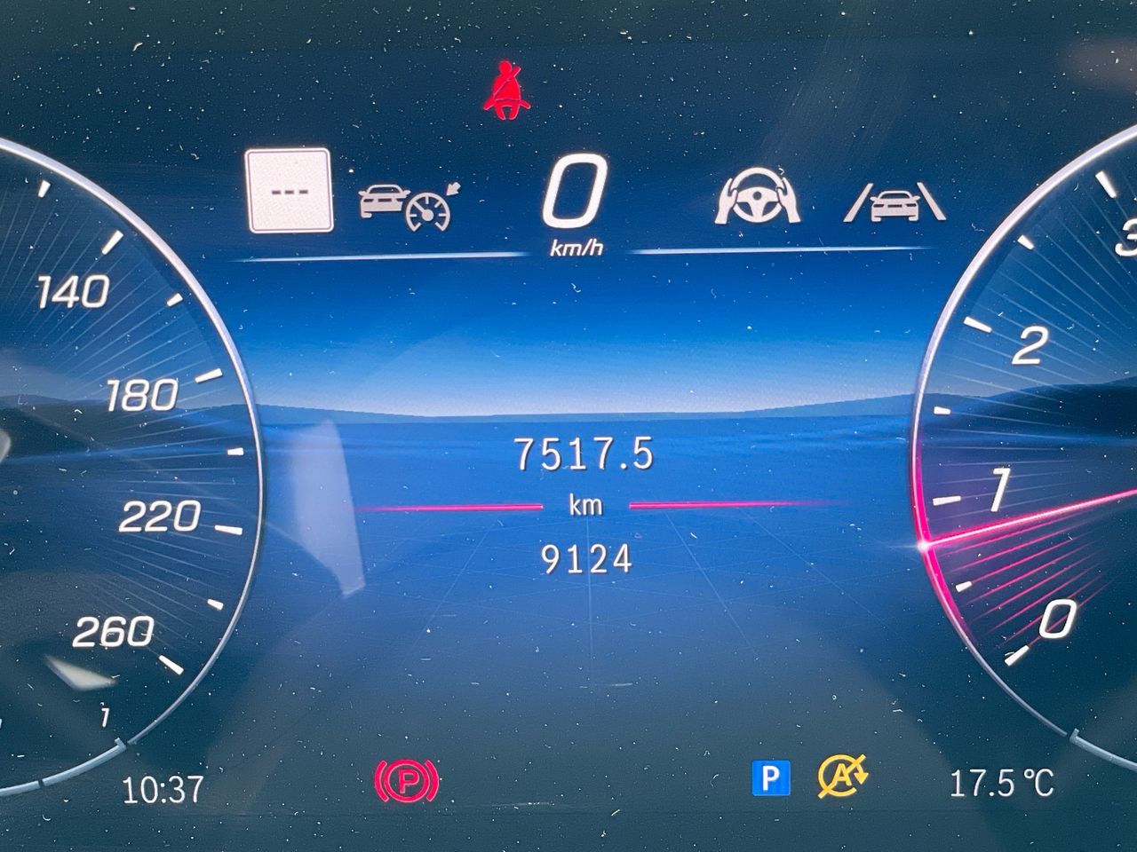 2026 Mercedes-Benz GLC300