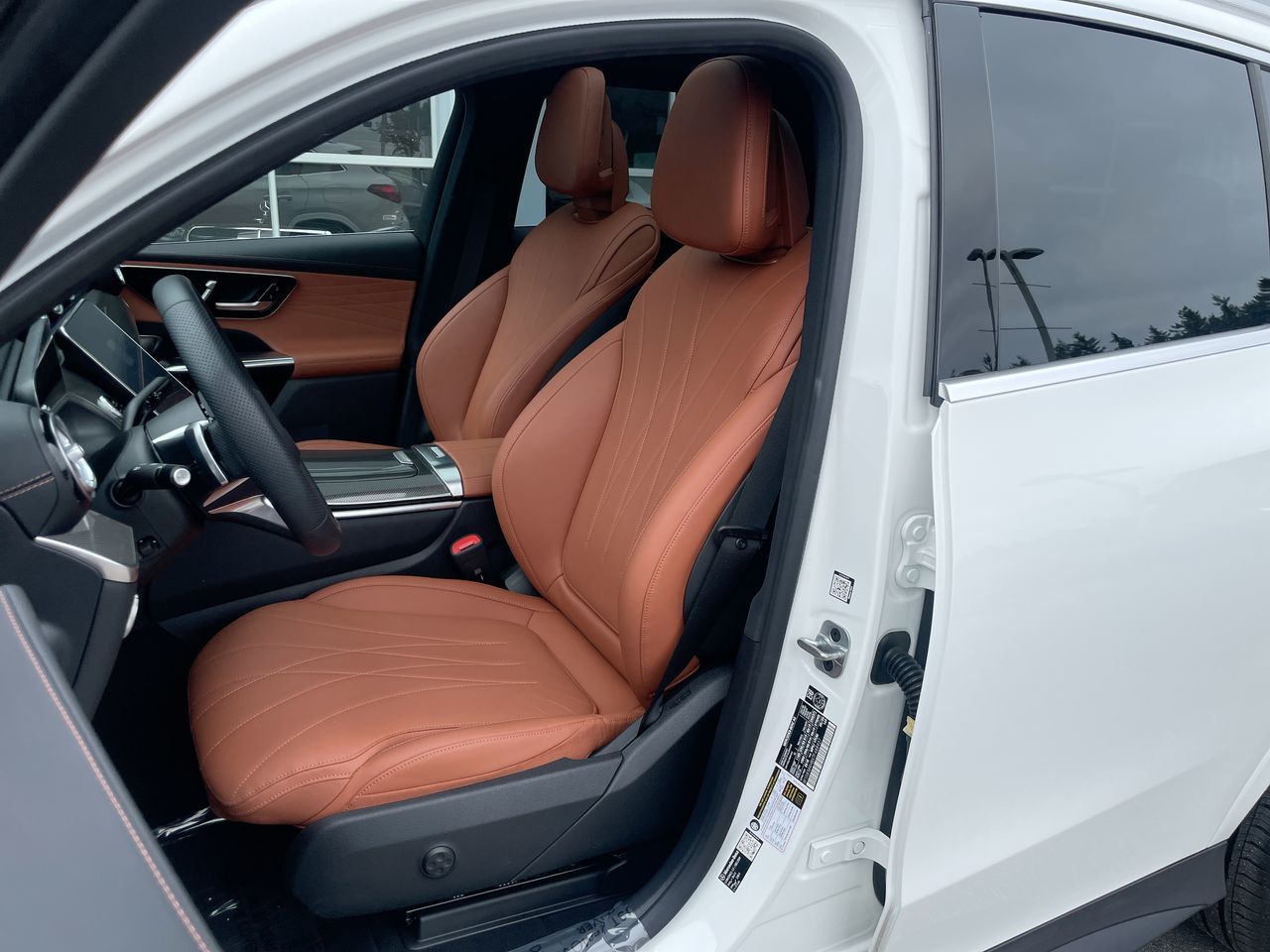 2026 Mercedes-Benz GLC300