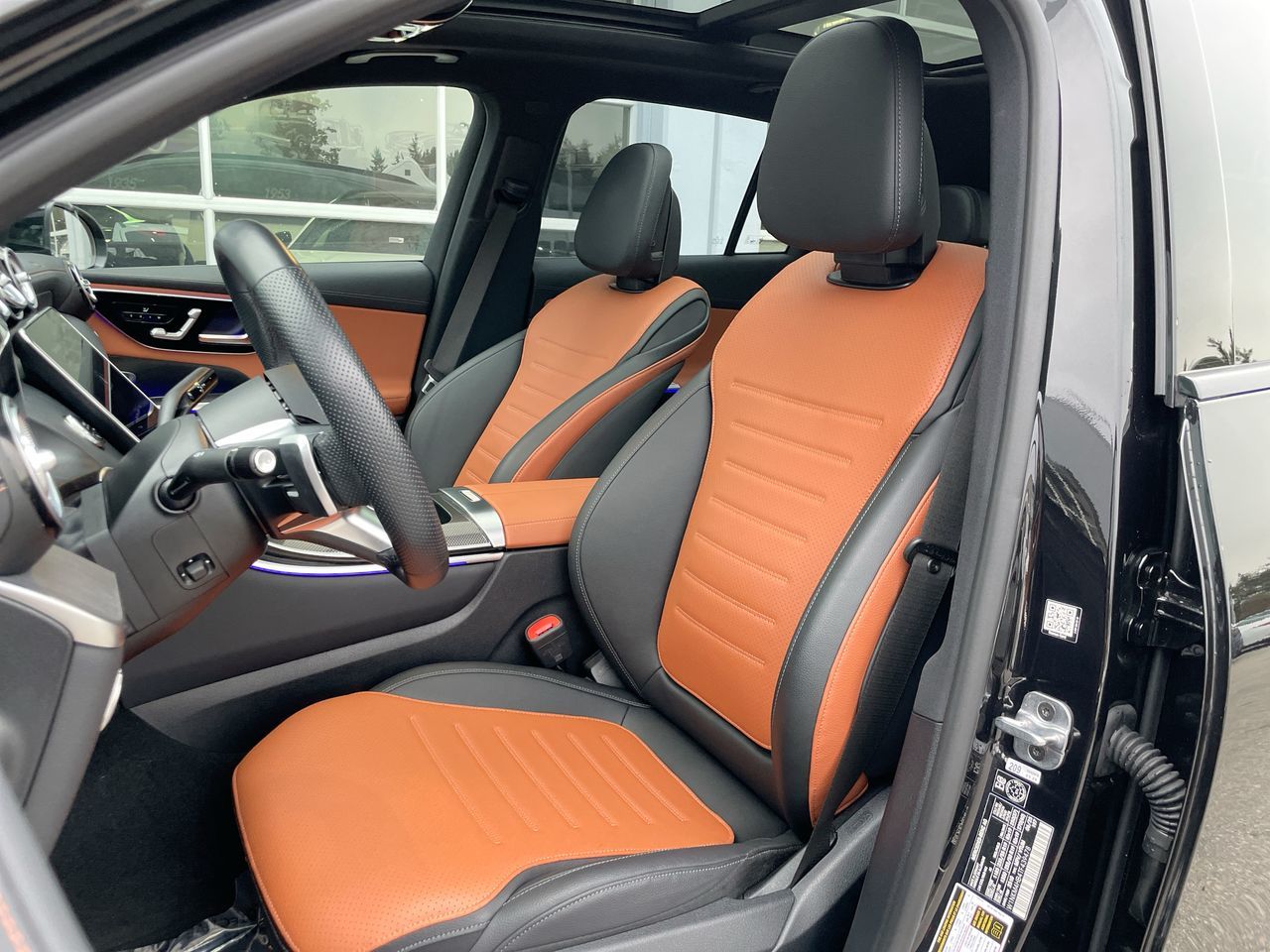 2026 Mercedes-Benz GLC300