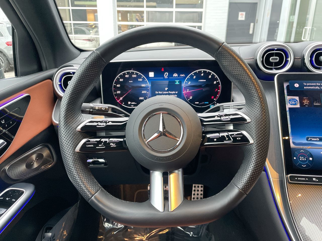 2026 Mercedes-Benz GLC300