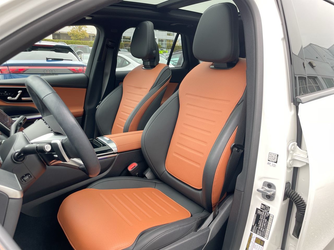 2026 Mercedes-Benz GLC300