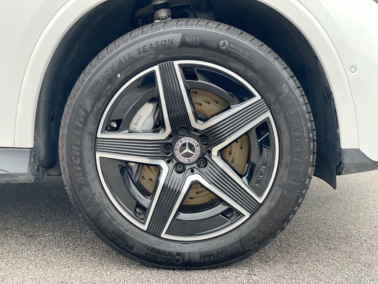 2026 Mercedes-Benz GLC300