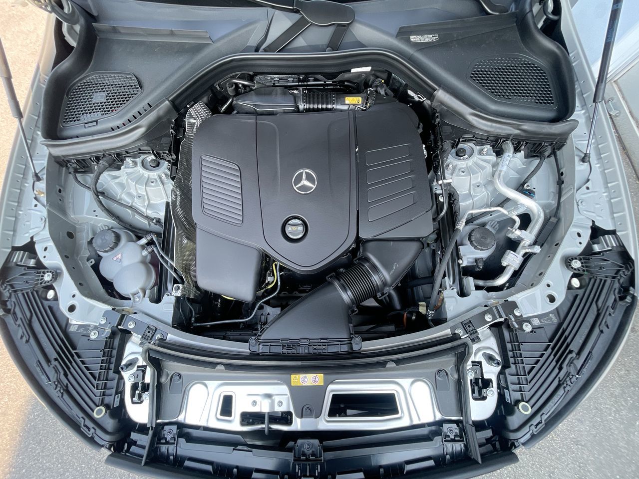 2027 Mercedes-Benz GLC