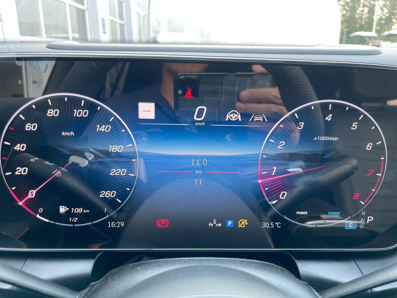 2027 Mercedes-Benz GLC