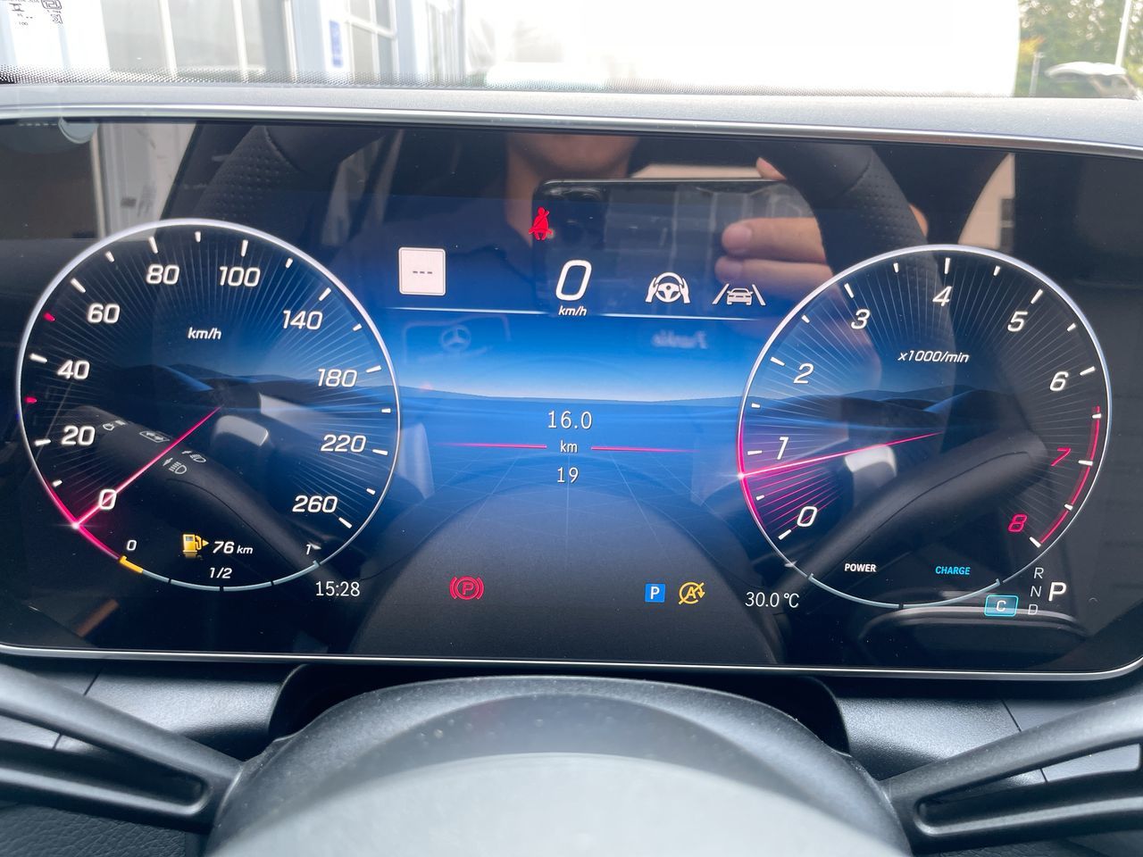 2027 Mercedes-Benz GLC