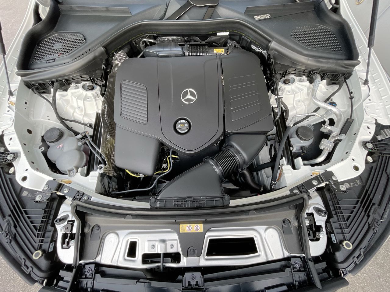2027 Mercedes-Benz GLC
