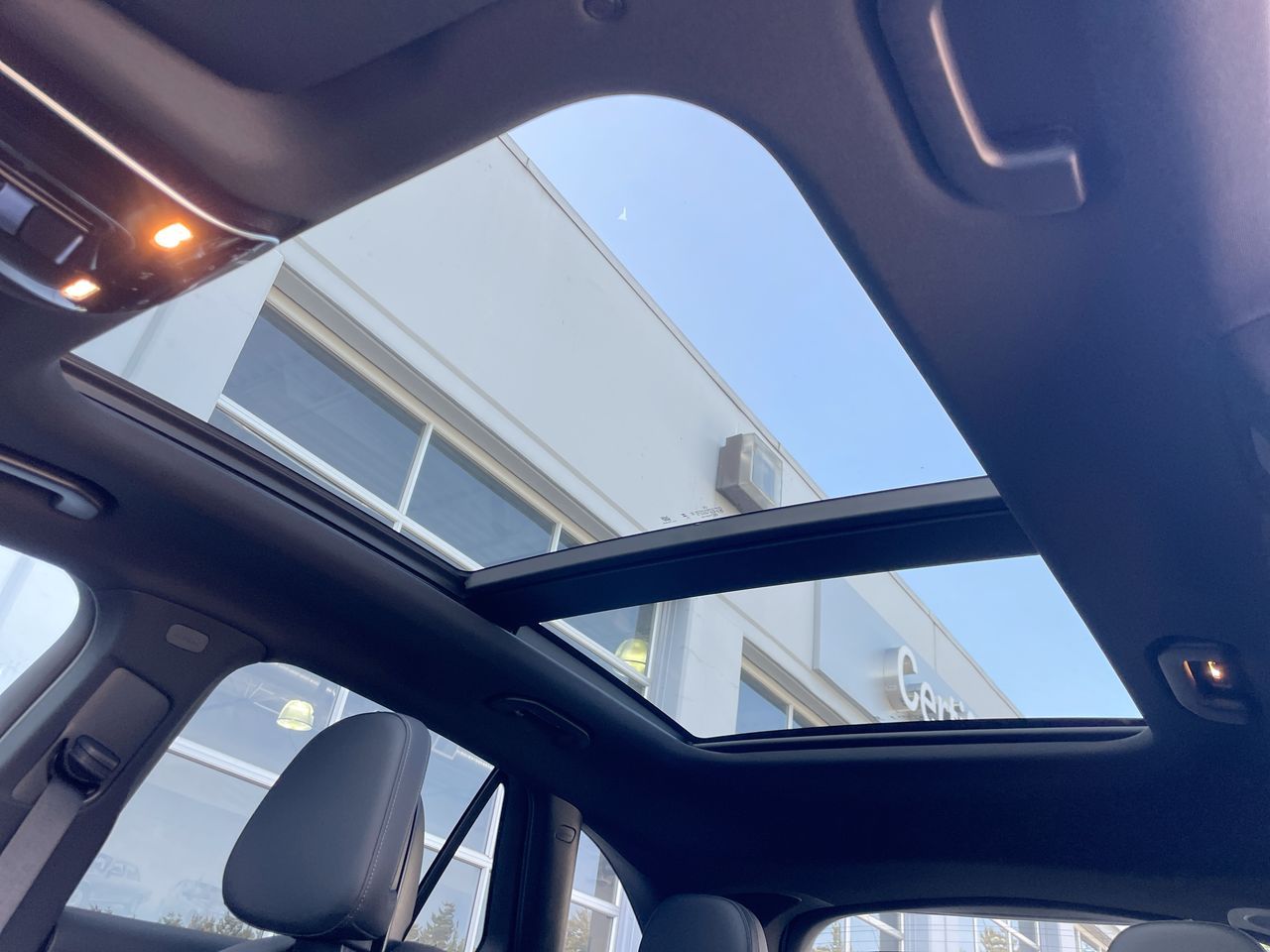 2027 Mercedes-Benz GLC