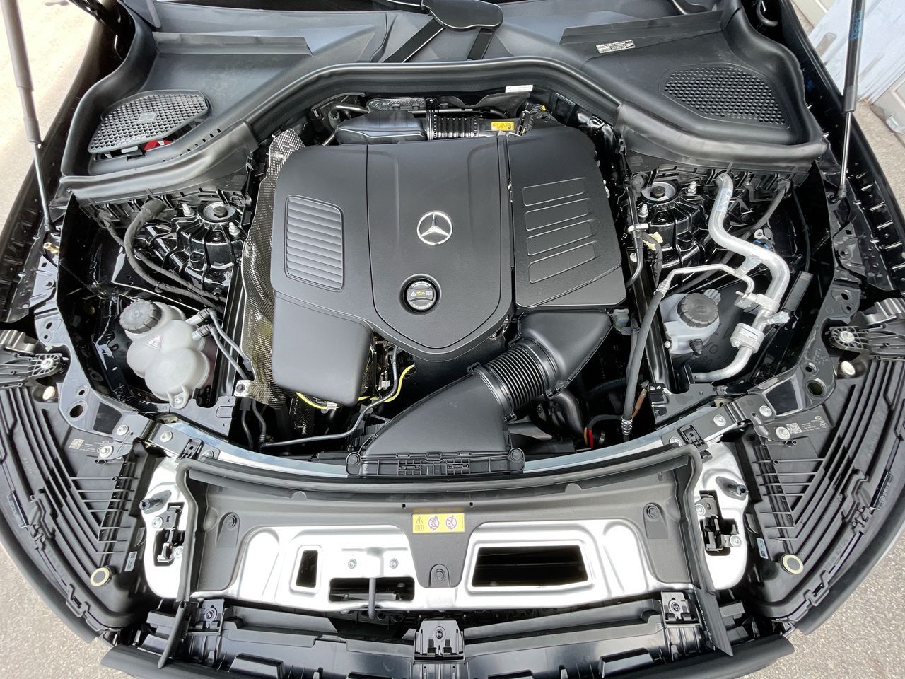 2027 Mercedes-Benz GLC