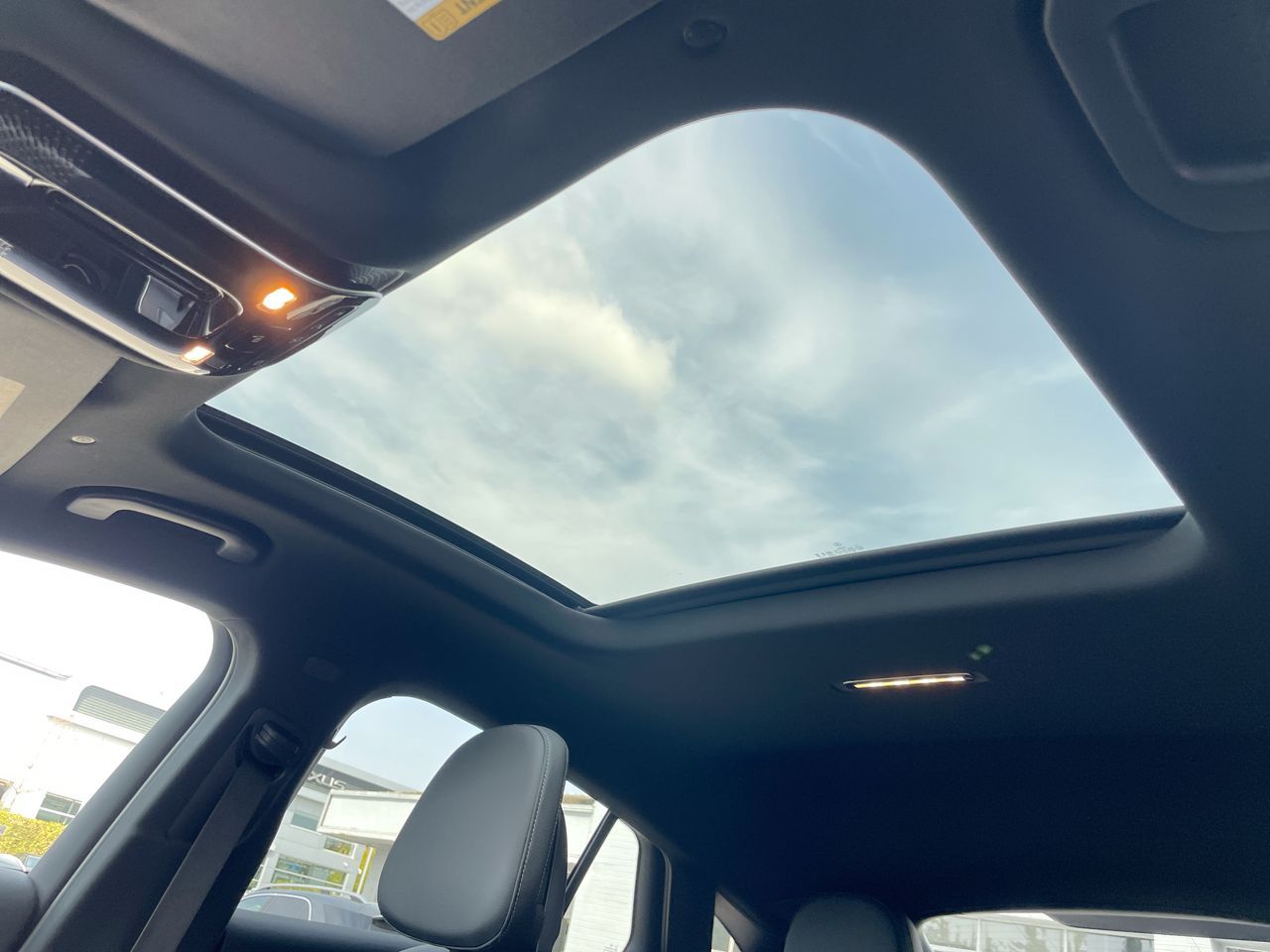 2027 Mercedes-Benz GLC