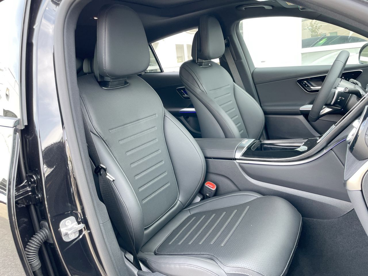 2027 Mercedes-Benz GLC