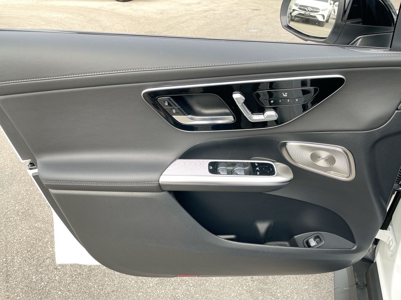 2027 Mercedes-Benz GLC