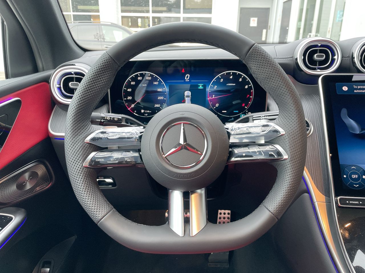2027 Mercedes-Benz GLC