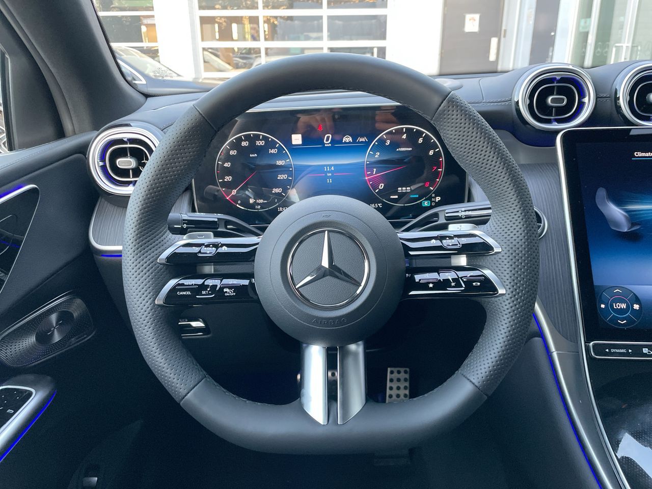 2027 Mercedes-Benz GLC