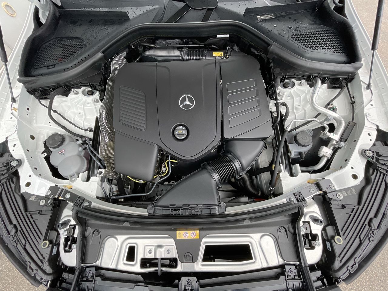 2027 Mercedes-Benz GLC