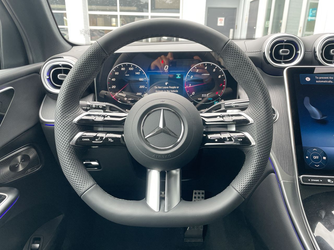 2027 Mercedes-Benz GLC