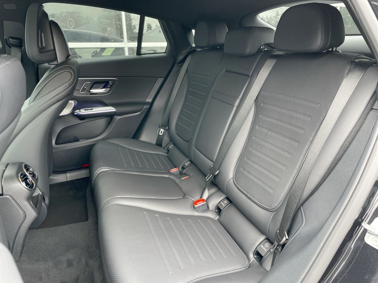 2027 Mercedes-Benz GLC