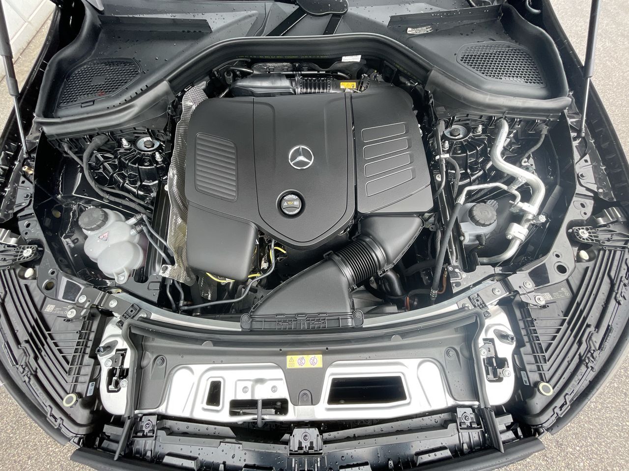 2027 Mercedes-Benz GLC