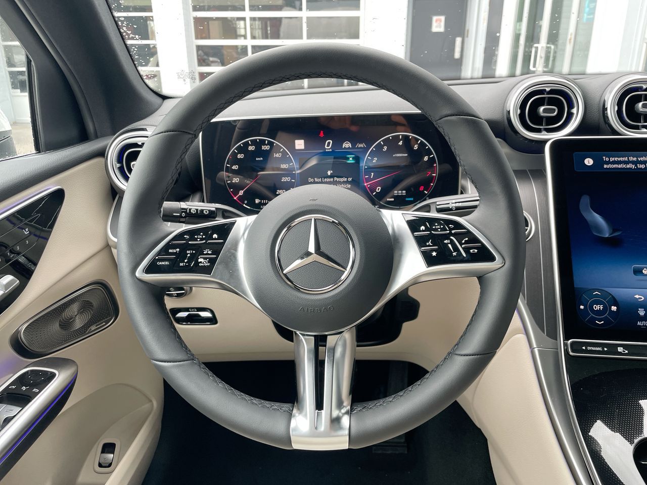 Mercedes-Benz GLC  2027 à Richmond, Colombie-Britannique
