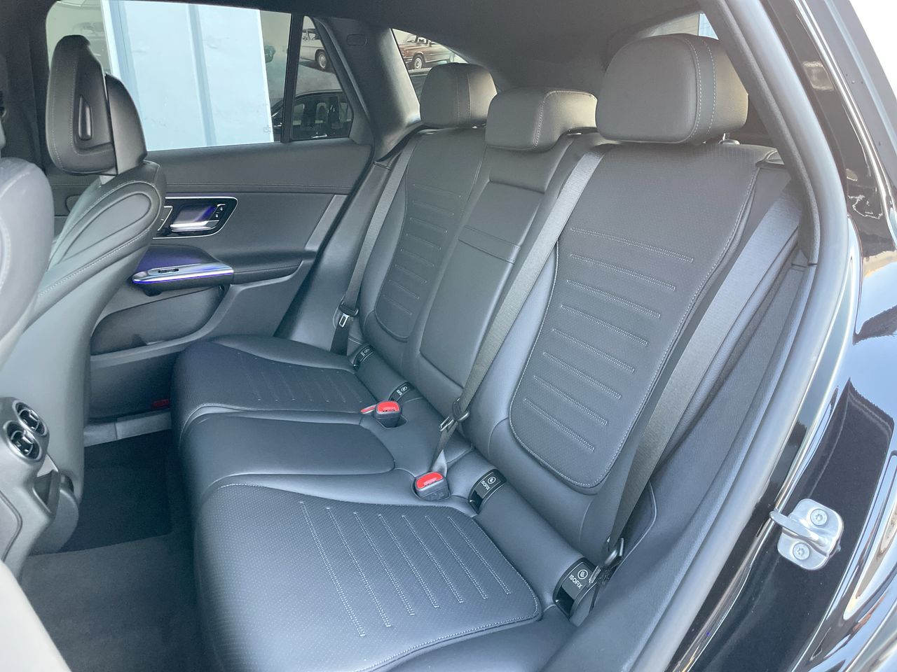 2027 Mercedes-Benz GLC
