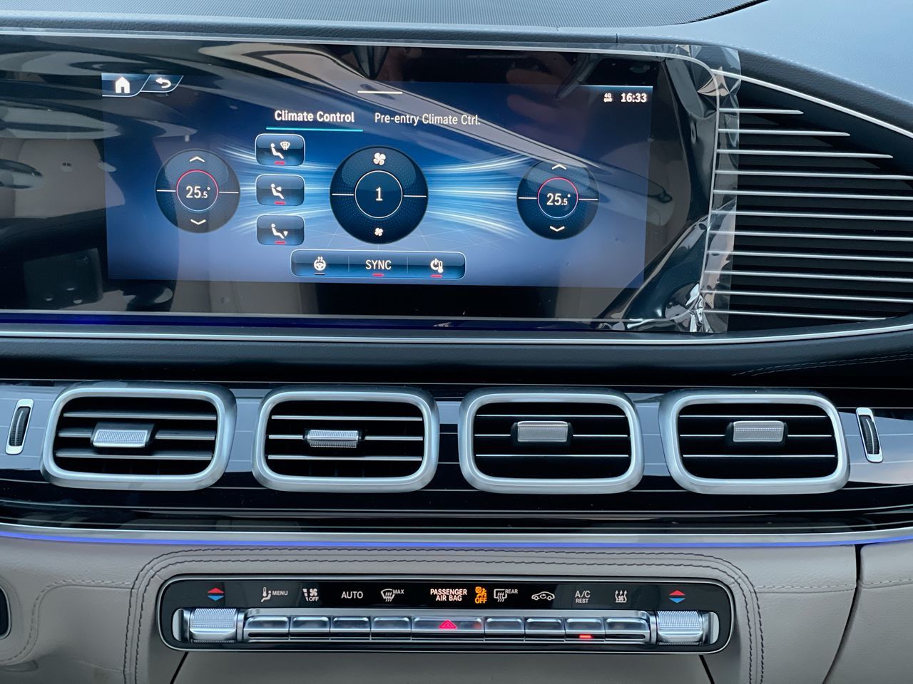 2025 Mercedes-Benz GLE Plug-in-Hybrid in Richmond, British Columbia
