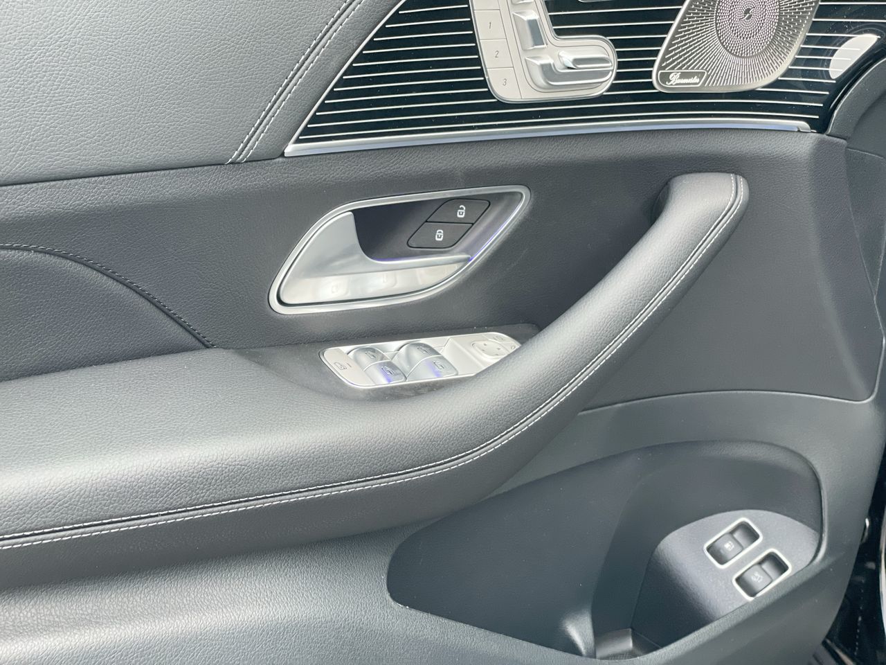 2026 Mercedes-Benz GLE Plug-in Hybrid in Richmond, British Columbia