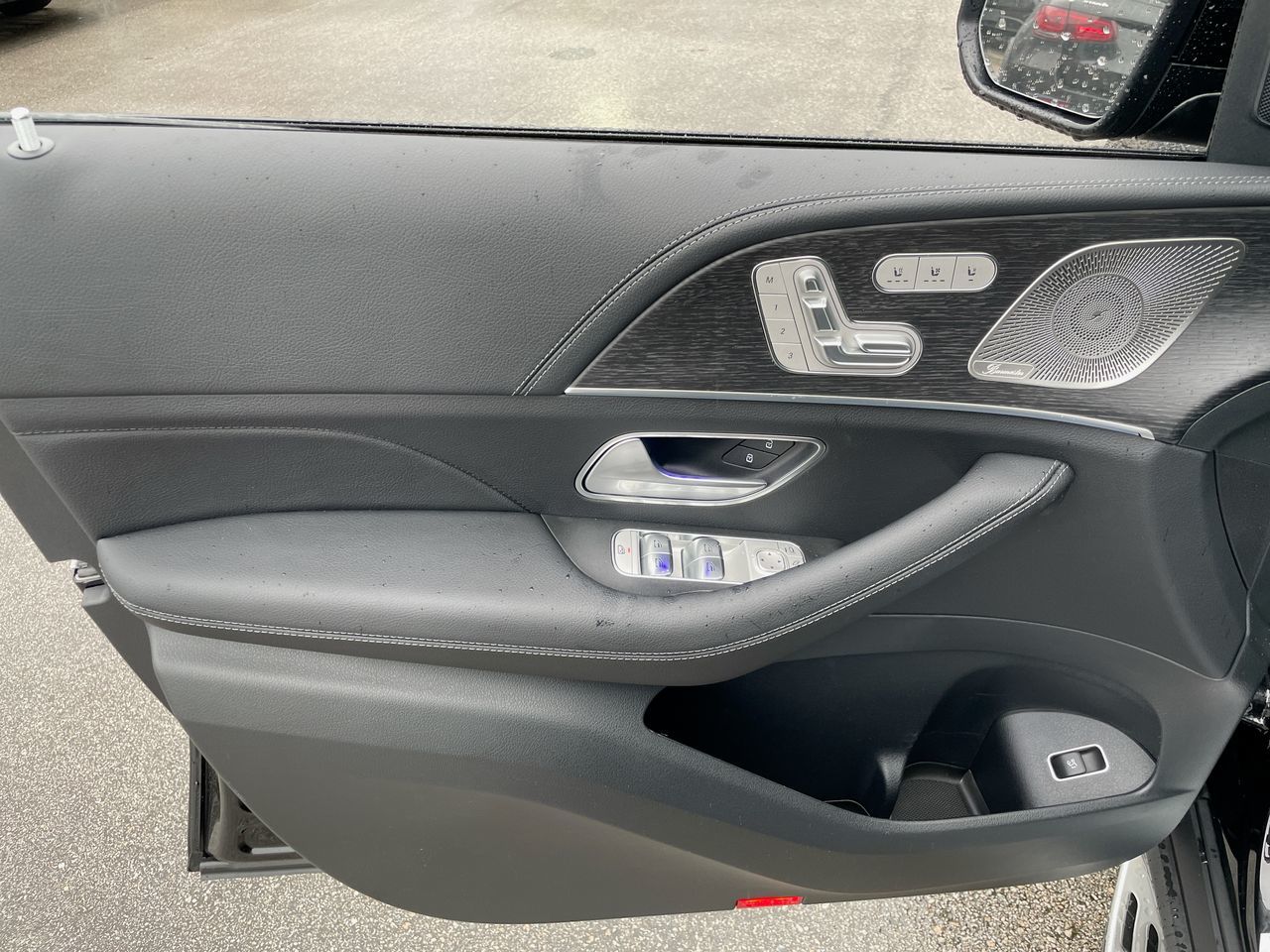2025 Mercedes-Benz GLE in Richmond, British Columbia