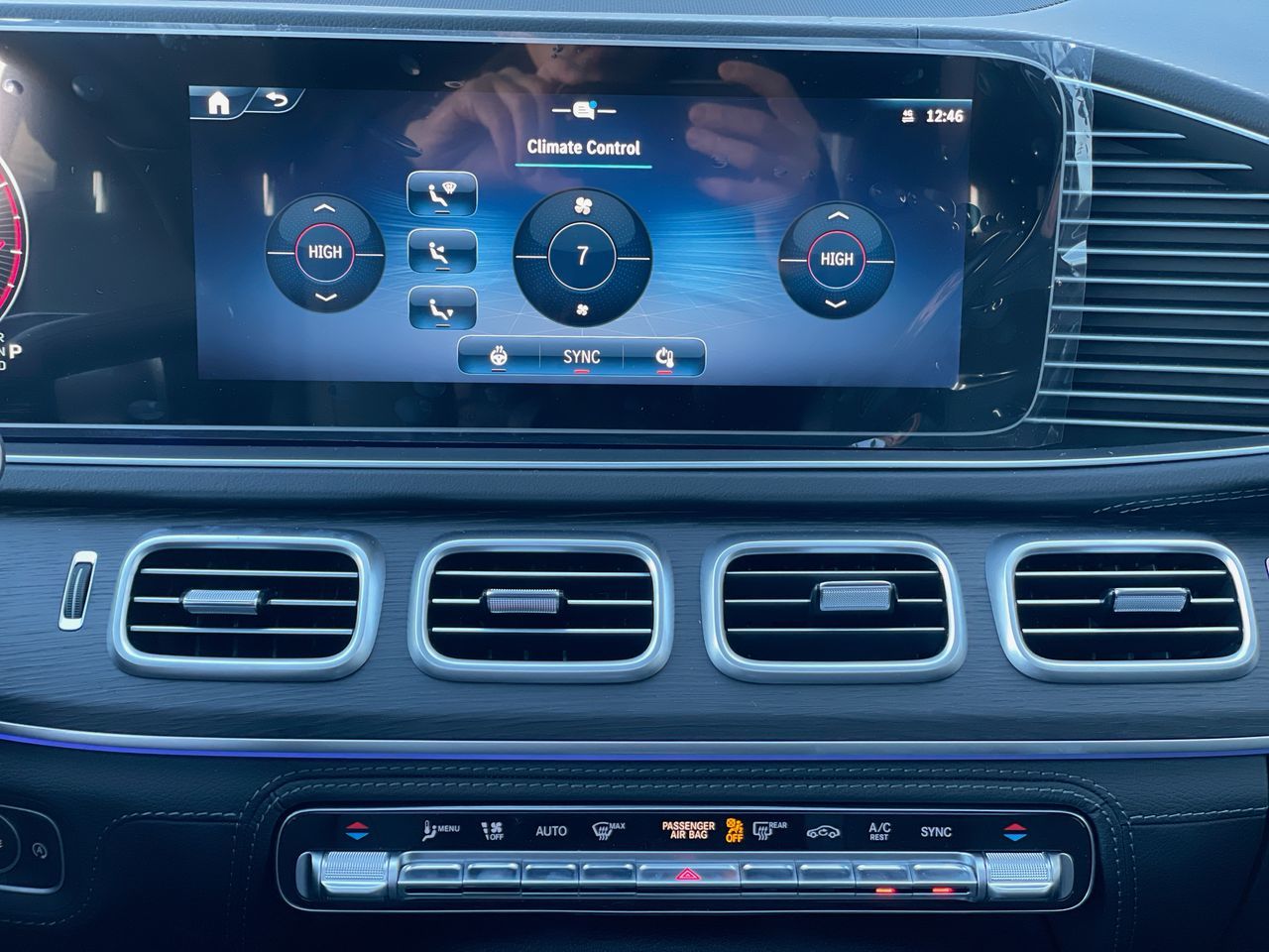 2025 Mercedes-Benz GLE in Richmond, British Columbia