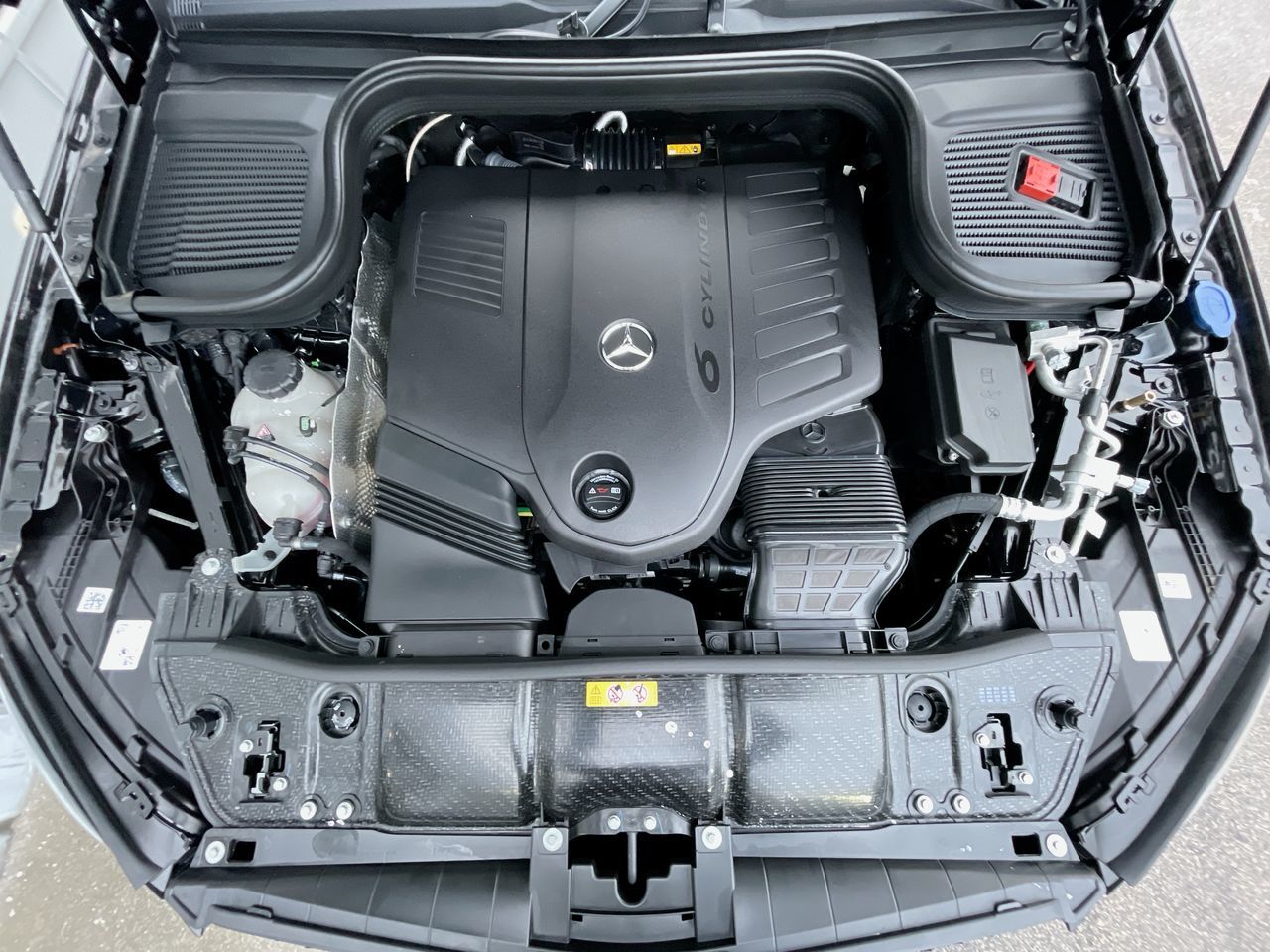 2025 Mercedes-Benz GLE in Richmond, British Columbia