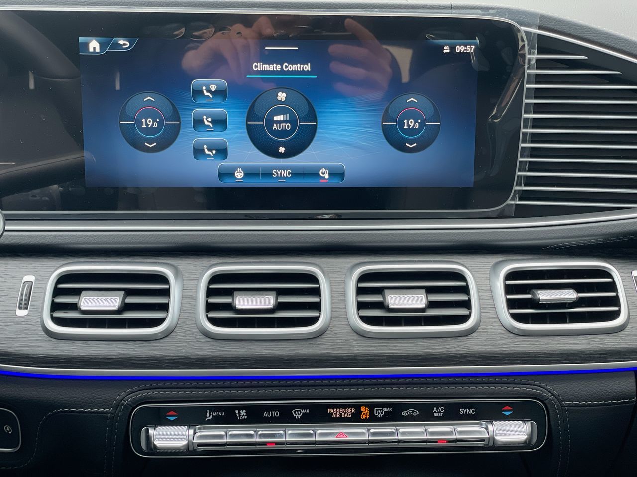 2025 Mercedes-Benz GLE350 in Richmond, British Columbia