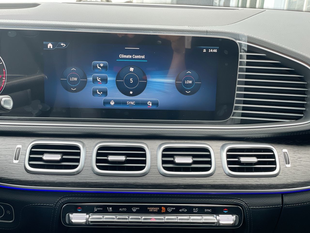 2026 Mercedes-Benz GLE in Richmond, British Columbia