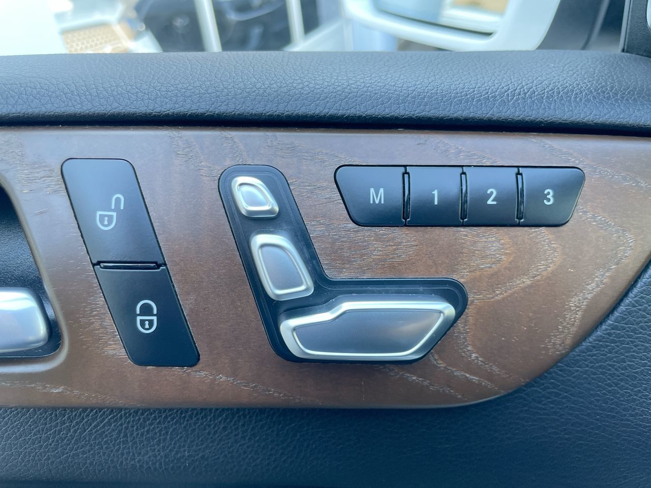 2018  GLE400