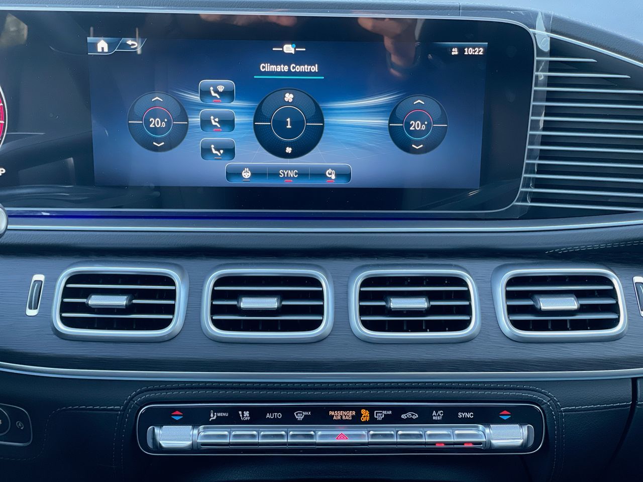 2025 Mercedes-Benz GLE450 in Richmond, British Columbia