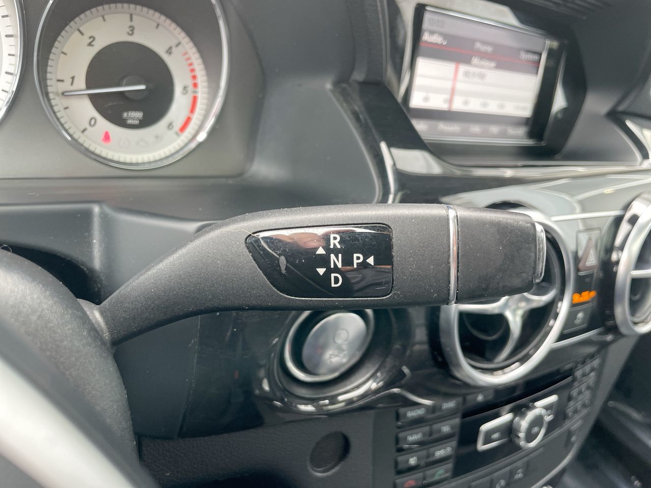 2013 Mercedes-Benz GLK250 in Richmond, British Columbia