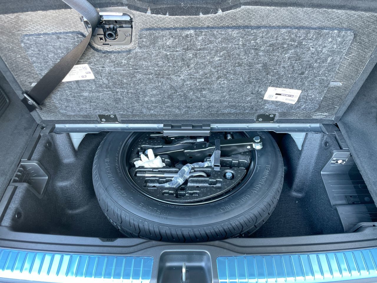 2026 Mercedes-Benz GLS in Richmond, British Columbia