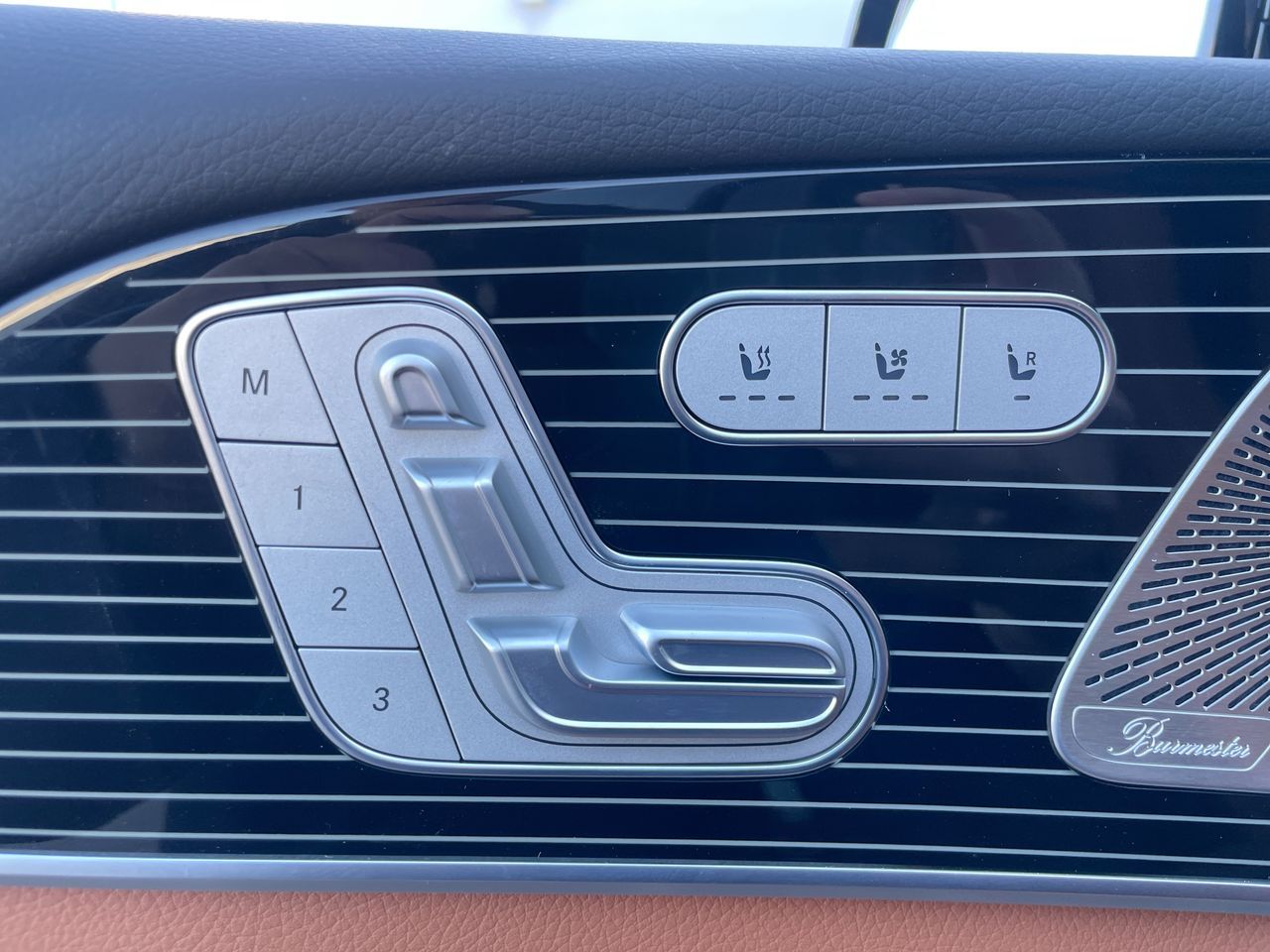 2027 Mercedes-Benz GLS