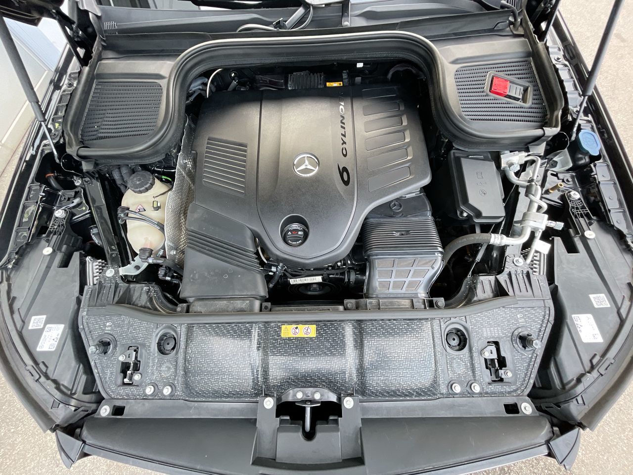 2022  GLS450