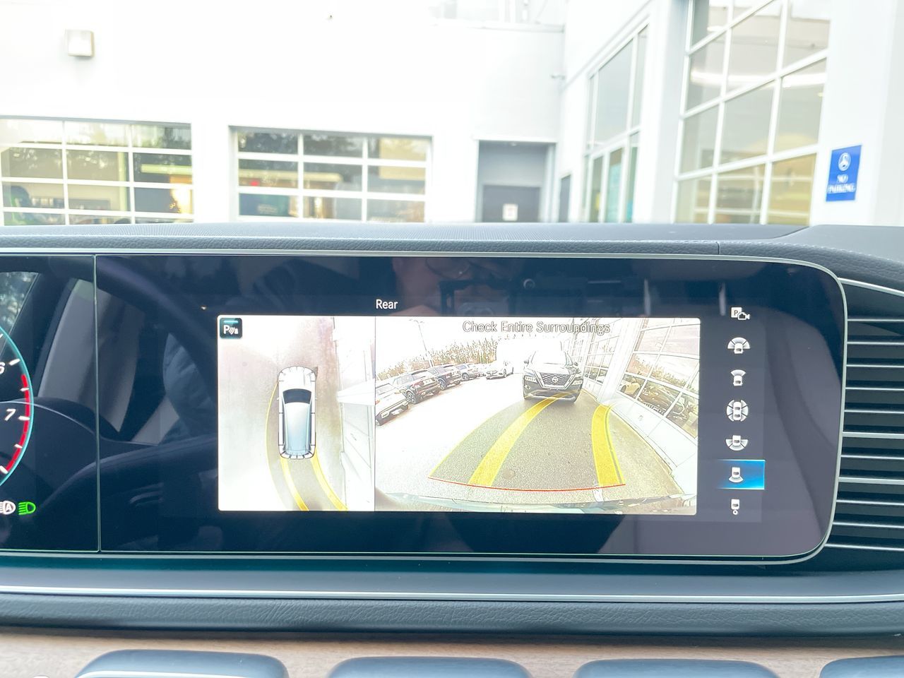 2023 Mercedes-Benz GLS450