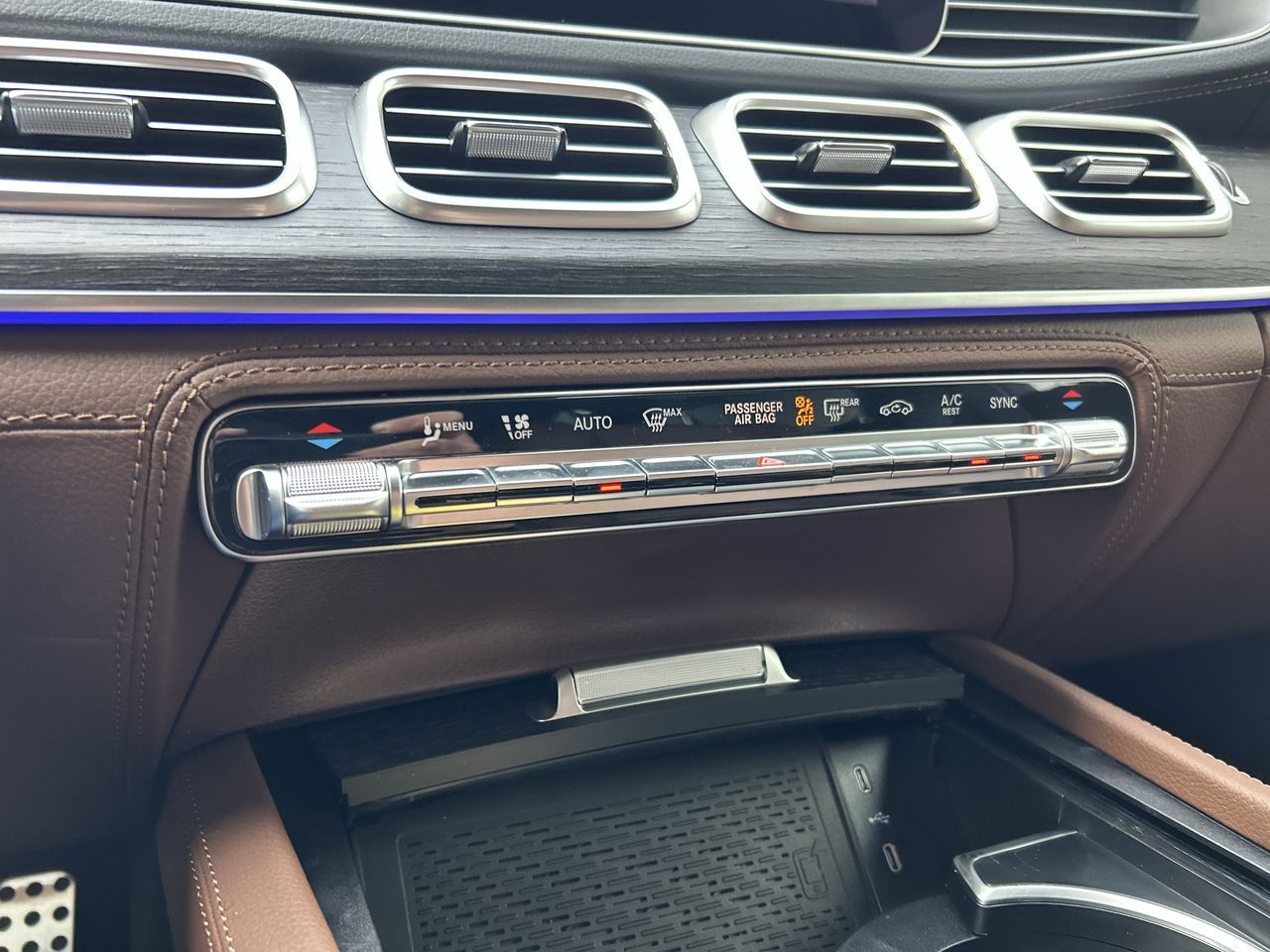 2026 Mercedes-Benz GLS in Richmond, British Columbia