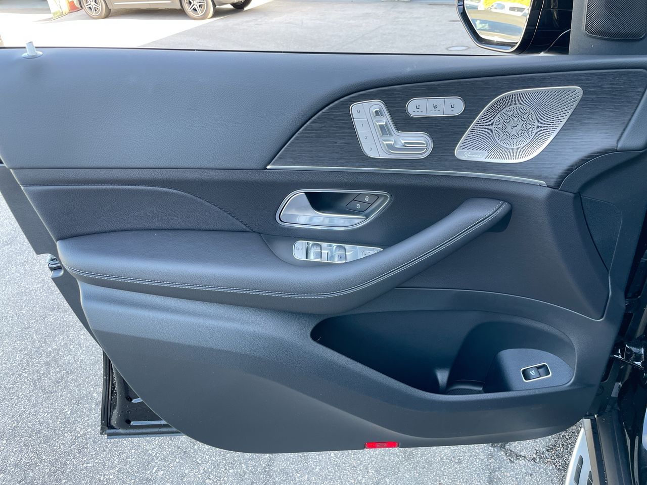 2027 Mercedes-Benz GLS