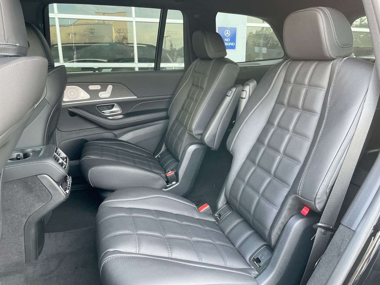 2027 Mercedes-Benz GLS