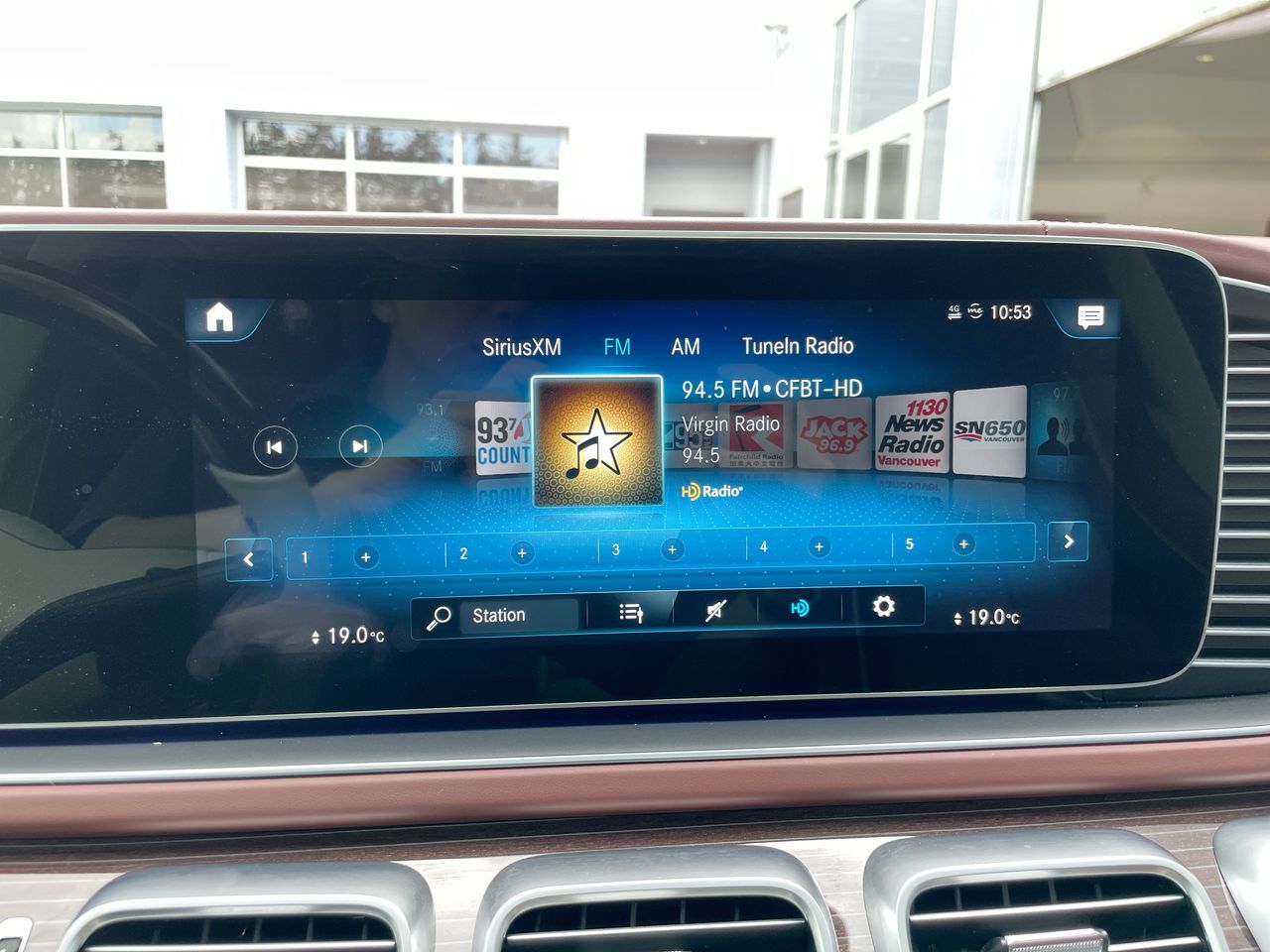 2021 Mercedes-Benz Maybach in Richmond, British Columbia