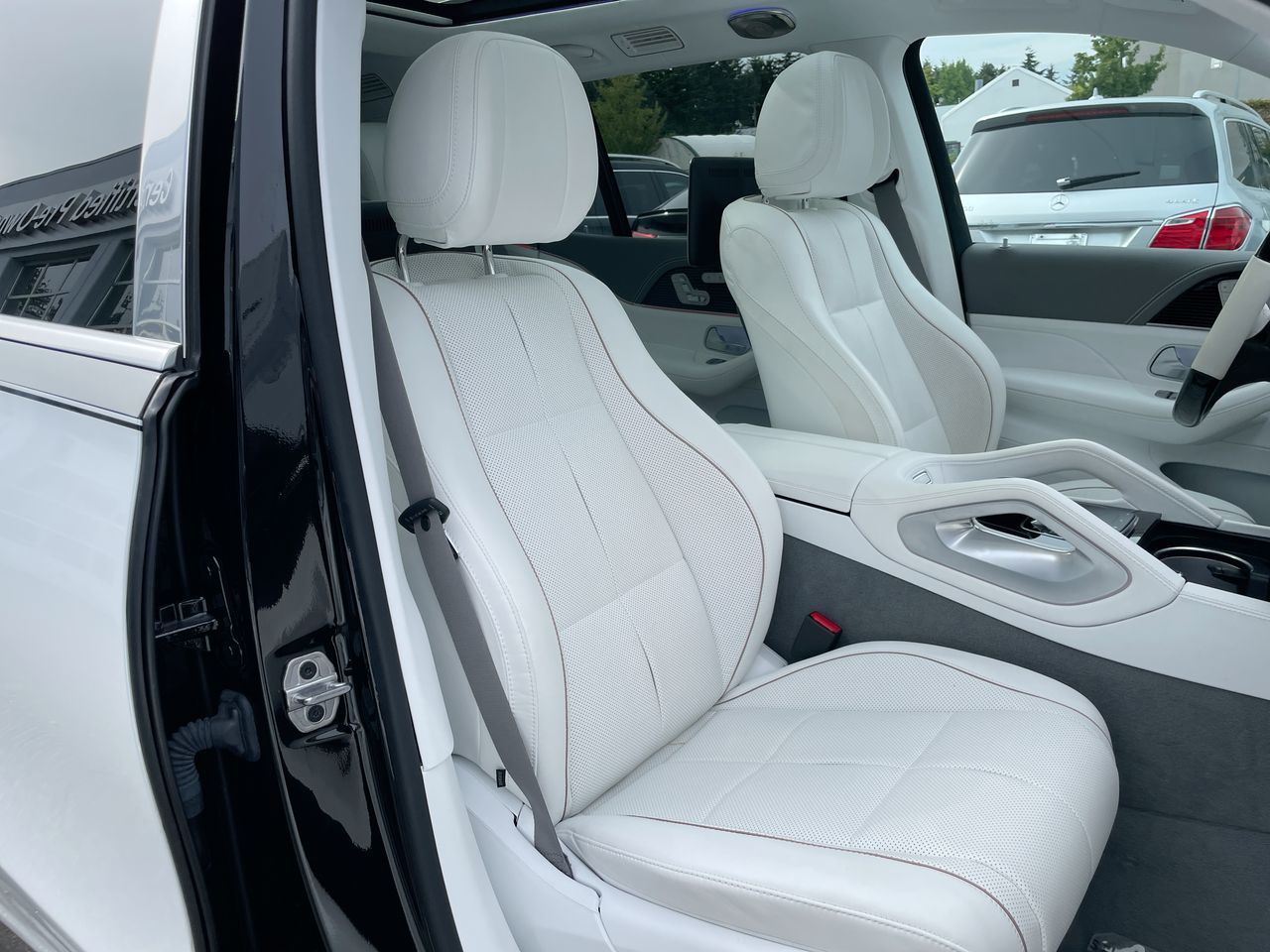Mercedes-Benz Maybach  2023 à Richmond, Colombie-Britannique