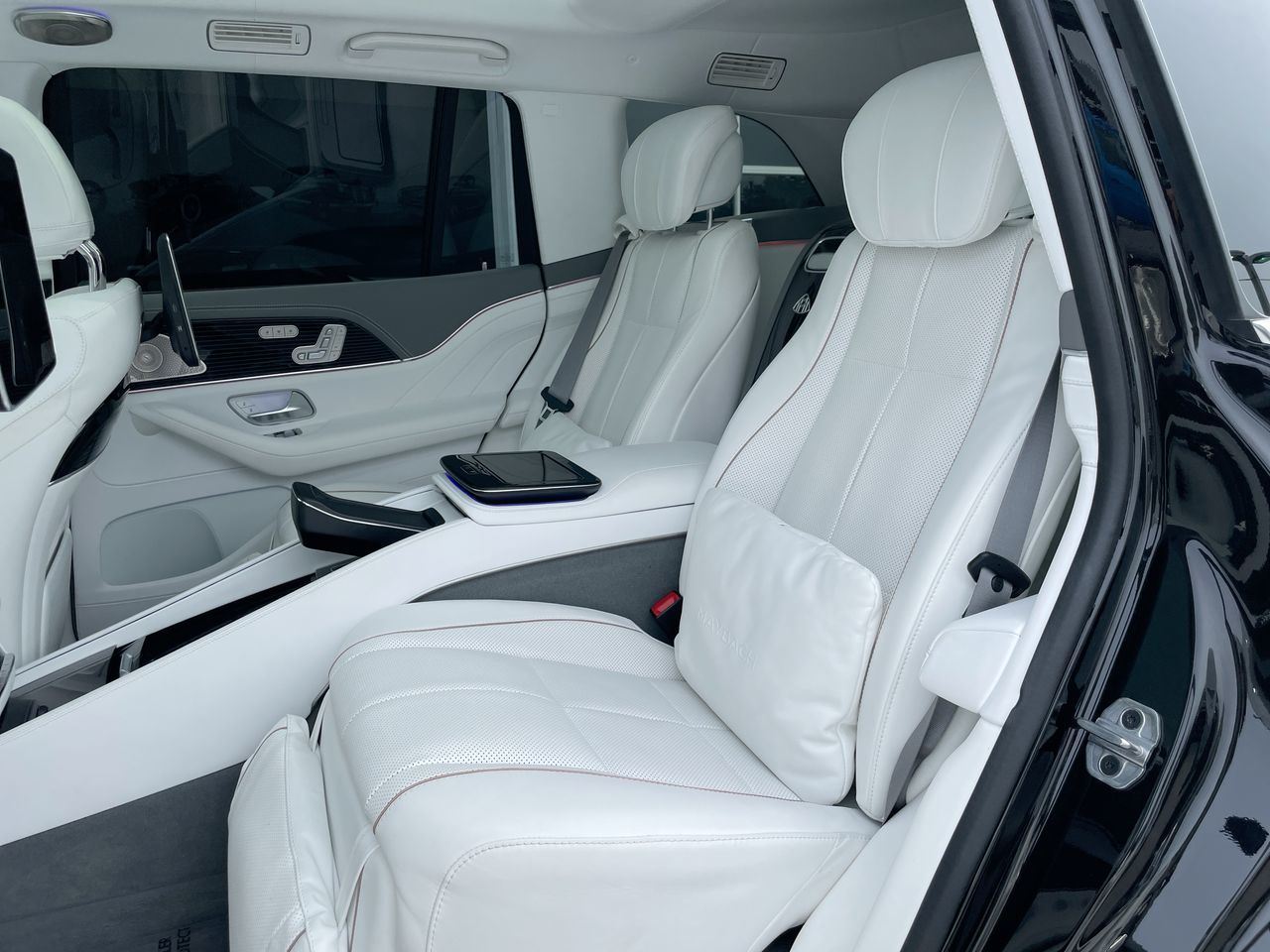 Mercedes-Benz Maybach  2023 à Richmond, Colombie-Britannique