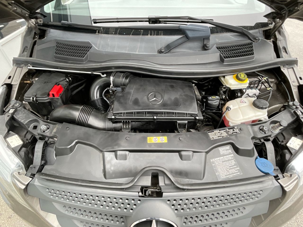 2017 Mercedes-Benz Metris Passenger Van