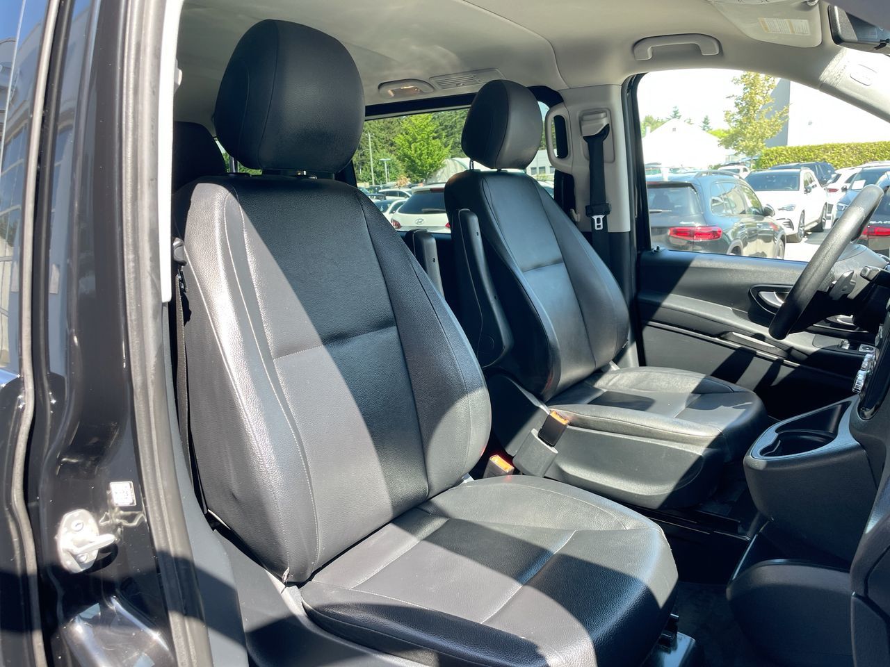 2021 Mercedes-Benz Metris Passenger Van